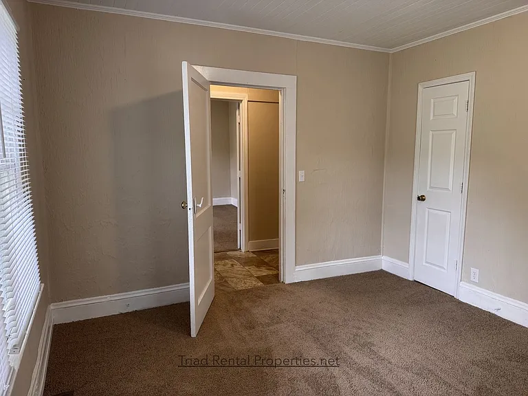 127 West St — Photo 4