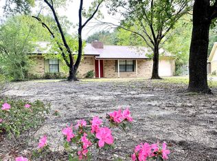 714 Southwood Dr, Athens, TX 75751