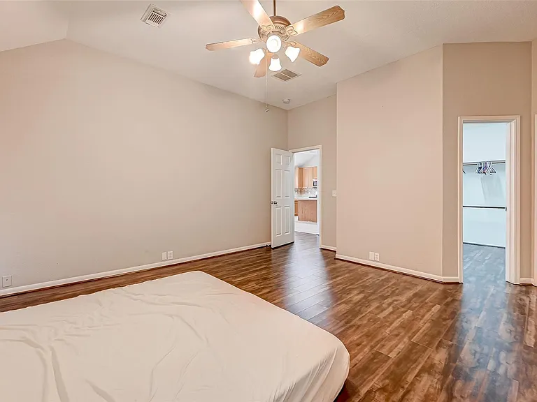 11834 Leaf Oak Dr — Photo 16