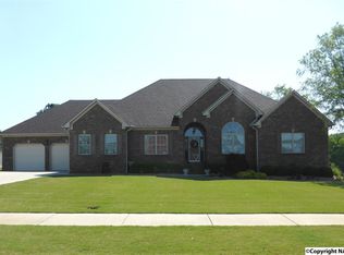 1905 Lillian Dr, Athens, AL 35611