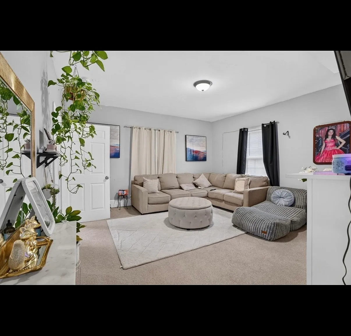 3 bed, 2849 sqft, $2,300 — Photo 3