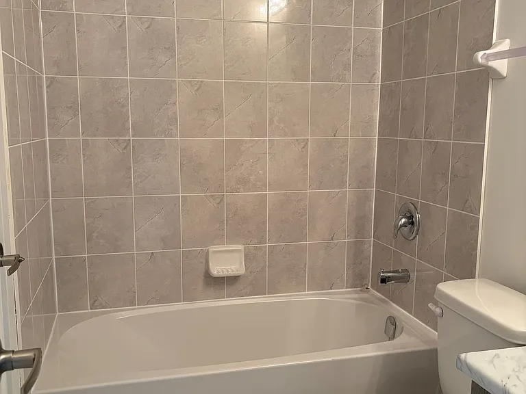 15100 Yonge St #211 — Photo 33