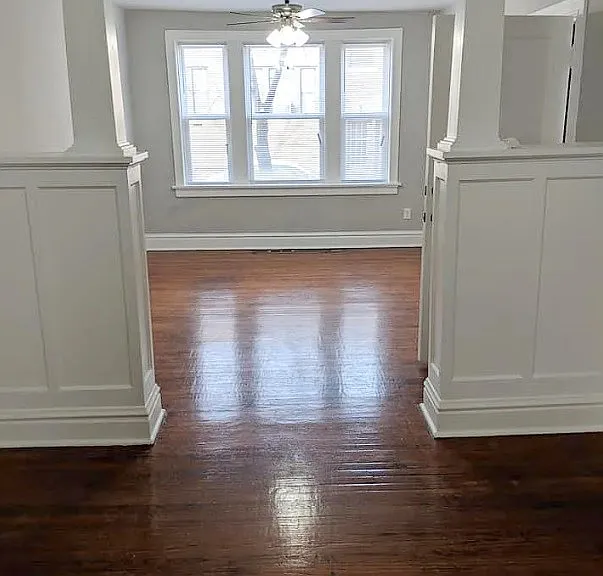 3706 Hereford St — Photo 3
