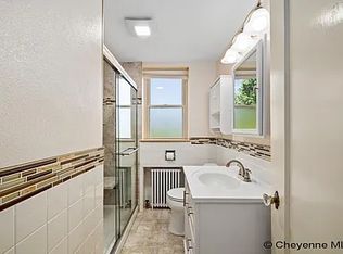1002 Randall Ave UNIT 1, Cheyenne, WY 82001