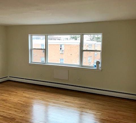 5th image of 380 Park Ave APT A2