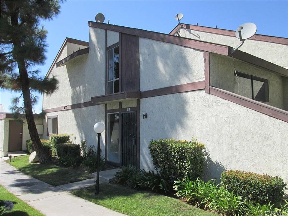 1st image of 21329 Norwalk Blvd APT 27