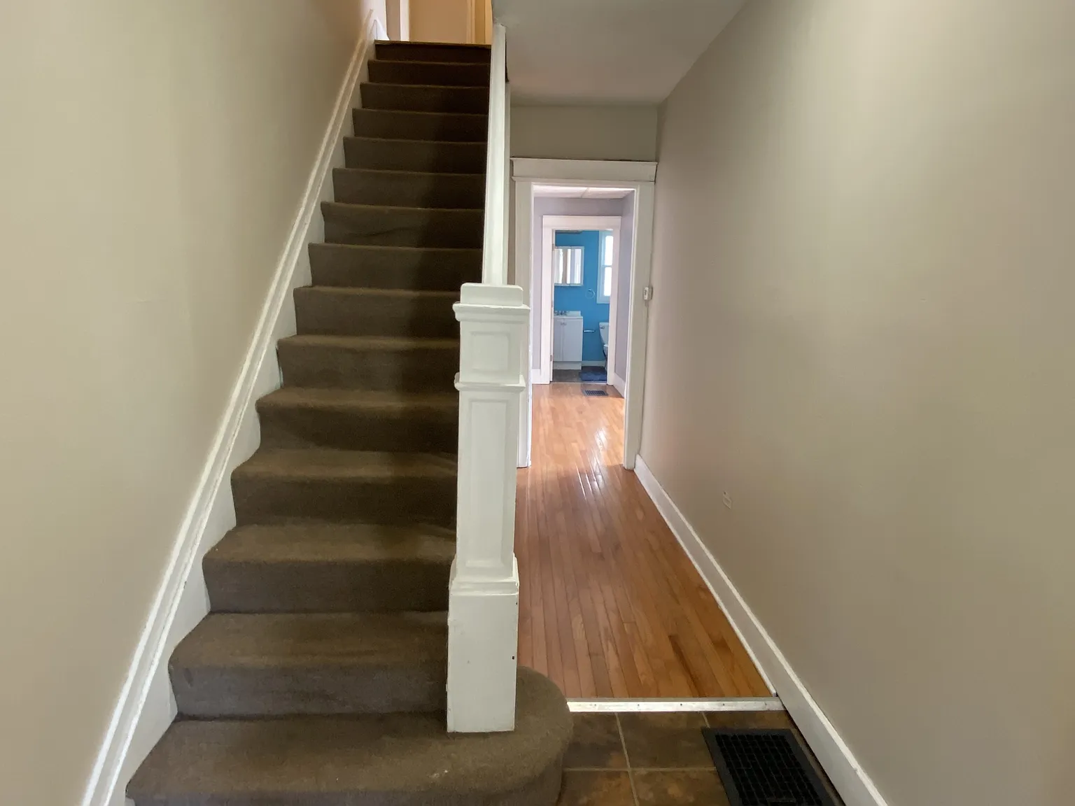 1212-1214 South Plymouth Avenue - 1214 — Photo 2
