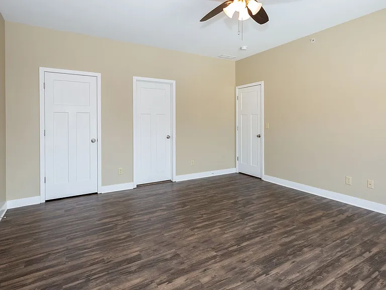 2179 Sycamore Rd — Photo 17