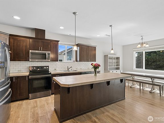 5th image of 20115 20th Avenue E