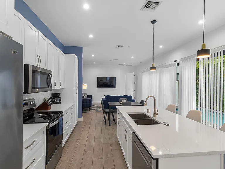 3029 Lunar St — Photo 4