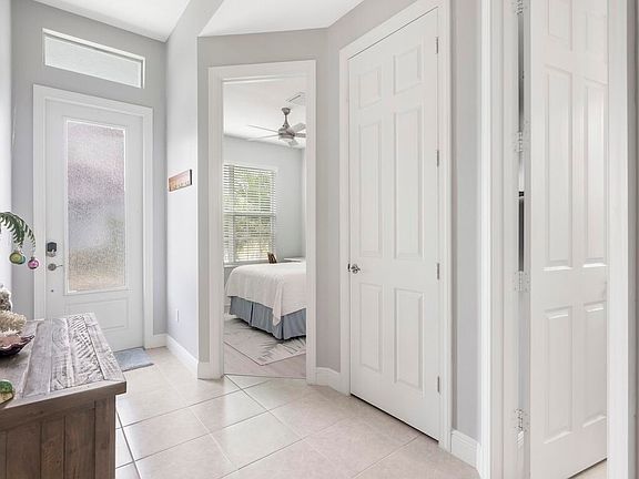 3rd image of 2558 Bella Vista Circle