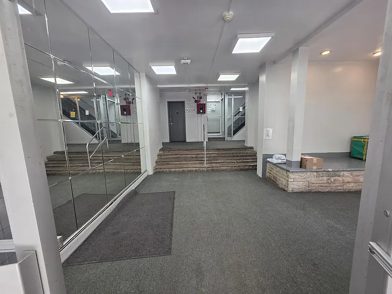 Apex Plainfield — Photo 8