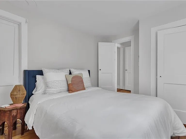 44 William St — Photo 18