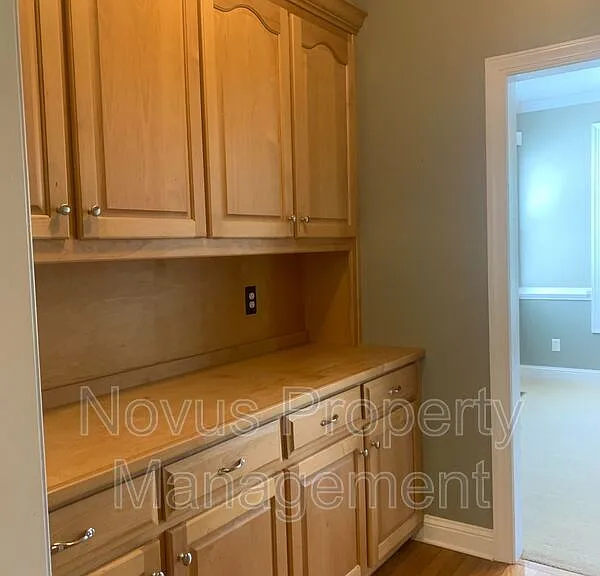 119 Tullamore Trl — Photo 24
