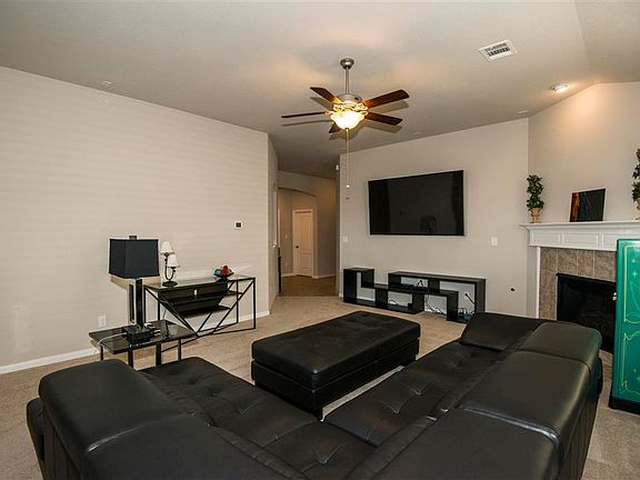 5th image of 29509 Meadow Creek Ln