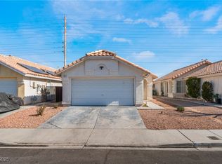 424 Sarajane Ln, Las Vegas, NV 89107
