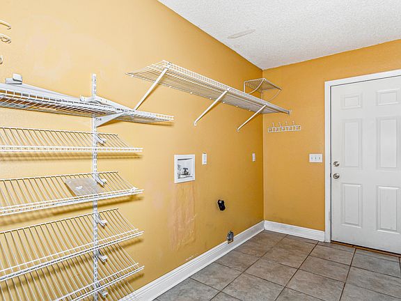 2nd image of 1136 Crane Cove Blvd