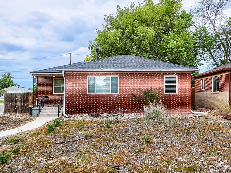 1701 Lima St — Photo 1