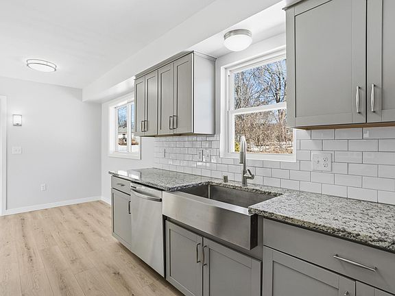 5th image of 13832 Shirley Dr