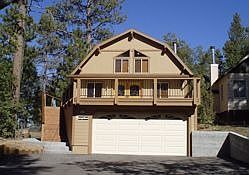 2nd image of 827 Highland Ln