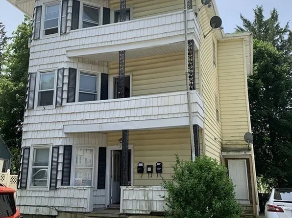 5 Rose St, Worcester, MA 01607