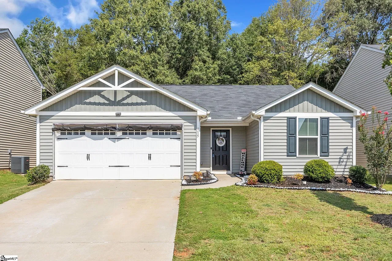 115 Portchester Lane — Photo 1