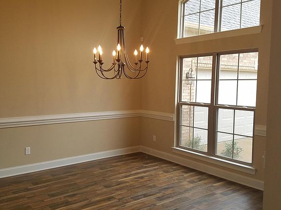 3rd image of 387 Landon Cove Dr