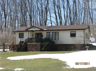 9944 Jones Rd, Erie, PA 16510