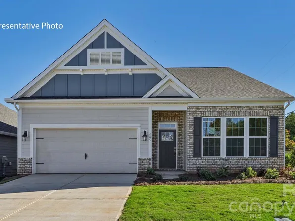 7585 Bainbridge Rd, Sherrills Ford, NC 28673