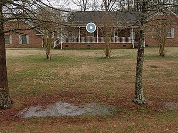 1592 Covenant Pl