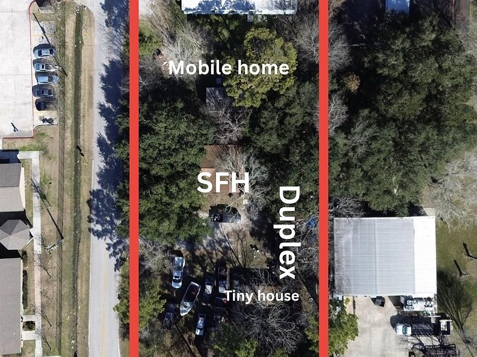 1st image of 307 Pine Ln #5