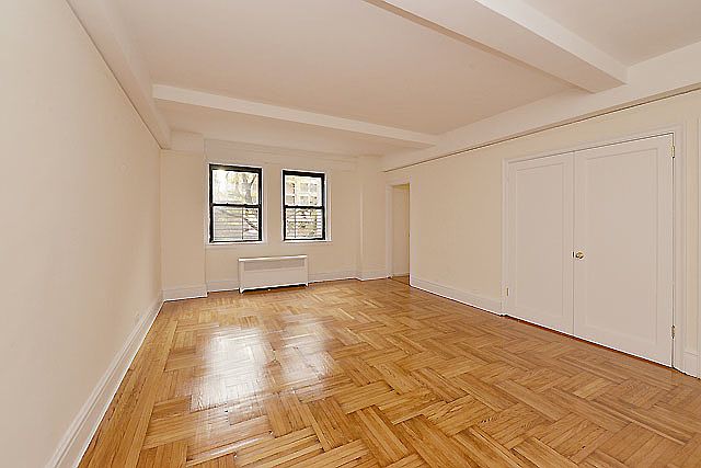 1st image of 237 E 20th St APT 1E