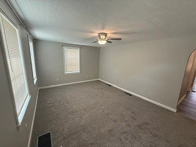 239 W North St #1 — Photo 14