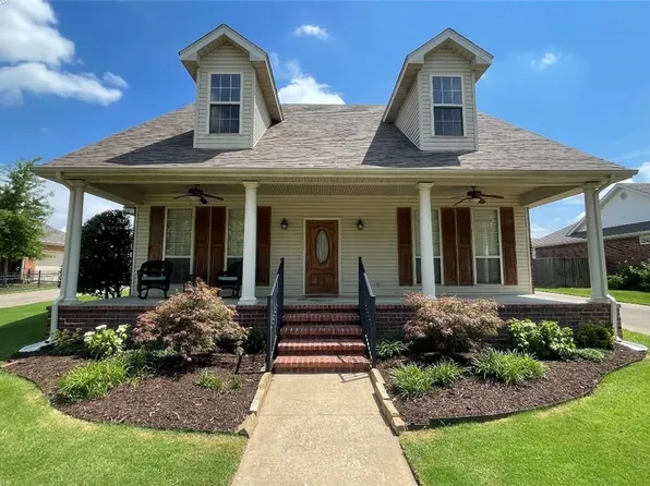 6555 Apple Shed Ave, Springdale, AR 72762