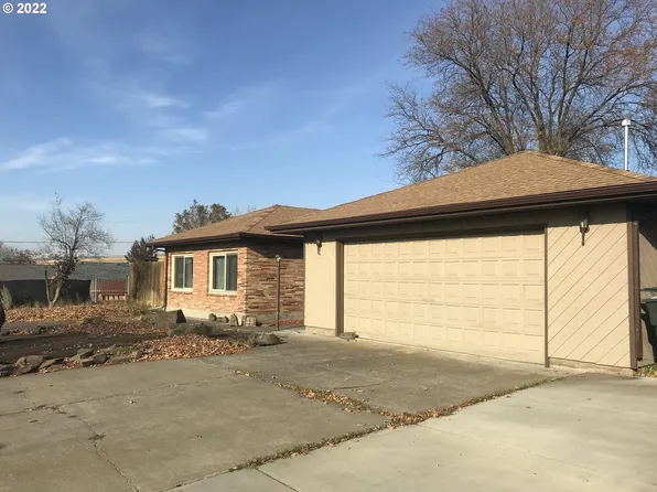 708 SW 32nd St, Pendleton, OR 97801