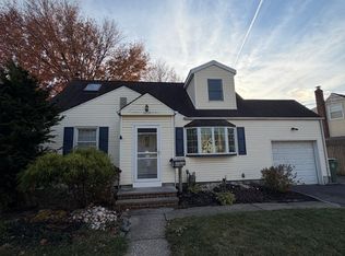 1409 Thelma Ter, Linden, NJ 07036