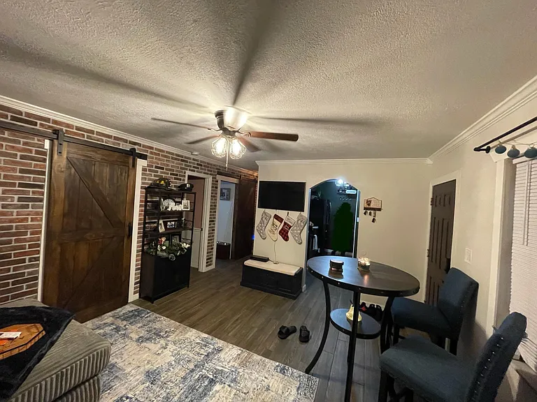 5335 Lemon Ave — Photo 9