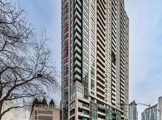 208 Enfield Pl #3707, Mississauga, ON L5B 0G8