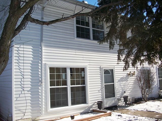 1st image of 7 Fernwood Dr #K