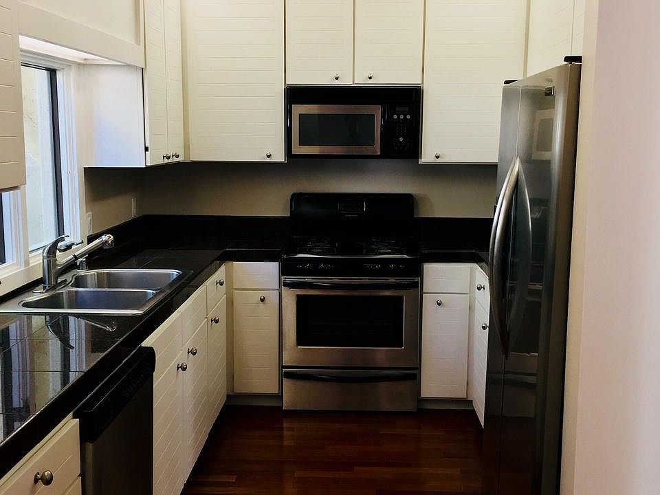 1st image of 662 Hamilton Ave