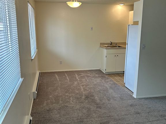 5th image of 5910 78th St W #18