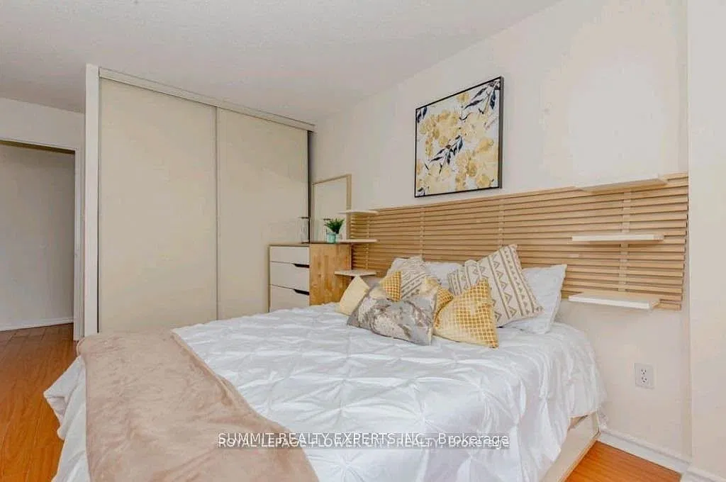 3 bed, $2,999 — Photo 3