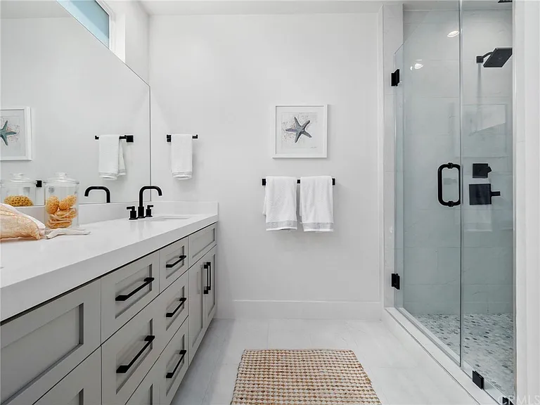 1640 Beech Ave — Photo 6