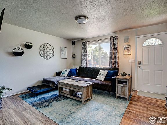 4th image of 3301 Douglas Ave