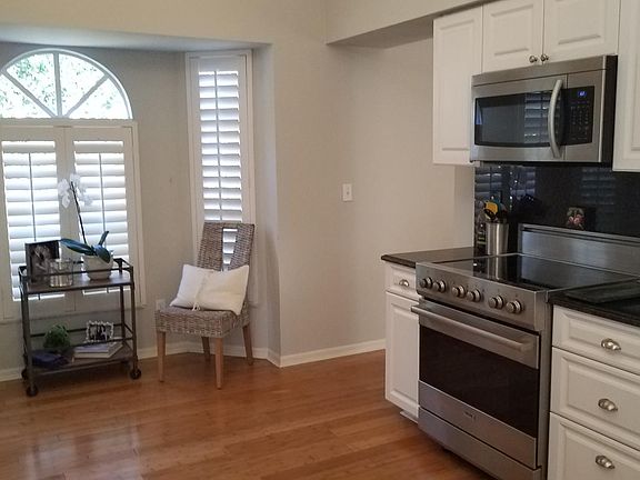 5th image of 6620 Merryport Ln