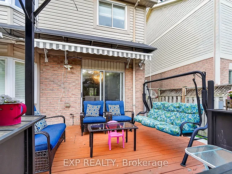 5896 Chorley Pl #UPPER — Photo 43