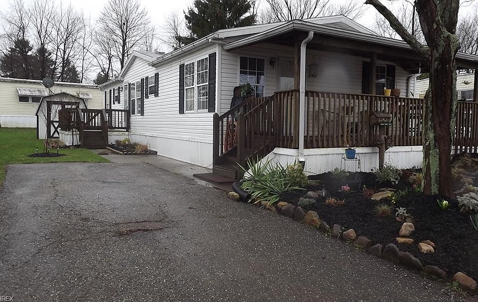 Double wide mobile home