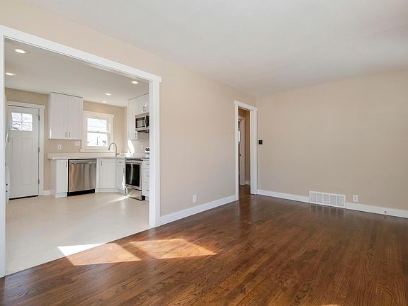 5th image of 1625 S Quieto Ct