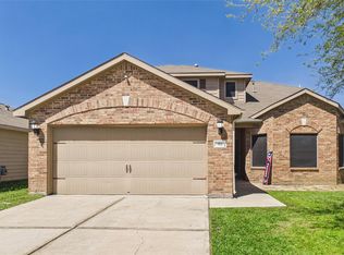 911 Marigold Rd, Baytown, TX 77521