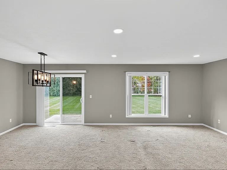 5841 Cottage Cir — Photo 23